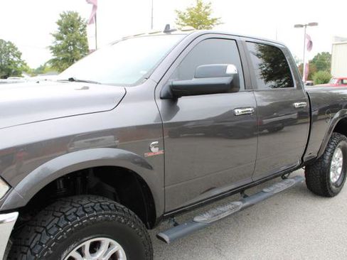 Used 2014 RAM 2500 Laramie w/ Convenience Group image 8