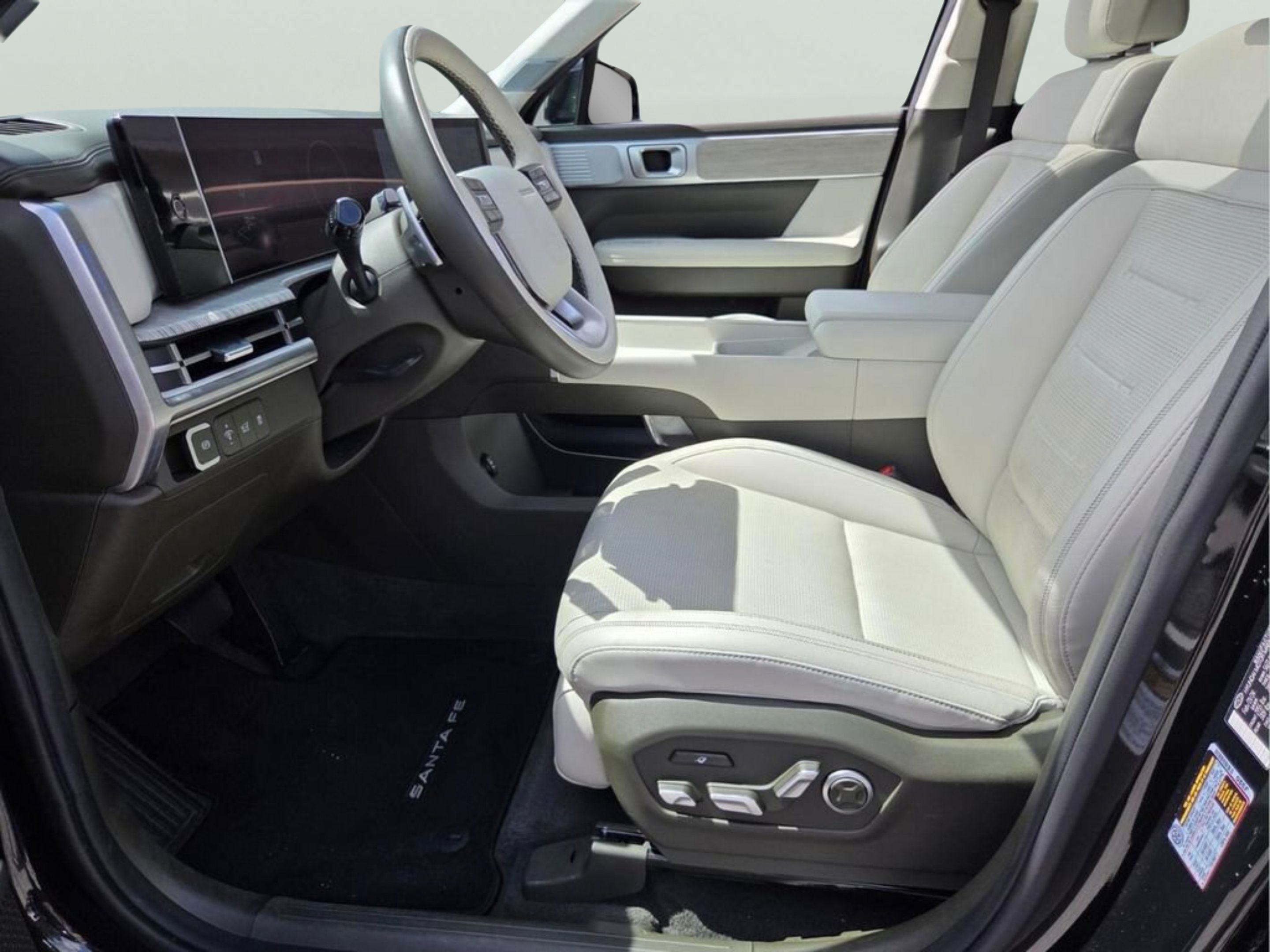 Used 2024 Hyundai Santa Fe Calligraphy AWD/4WD image 9