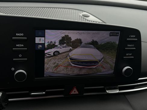 New 2026 Hyundai Elantra SE FWD image 19