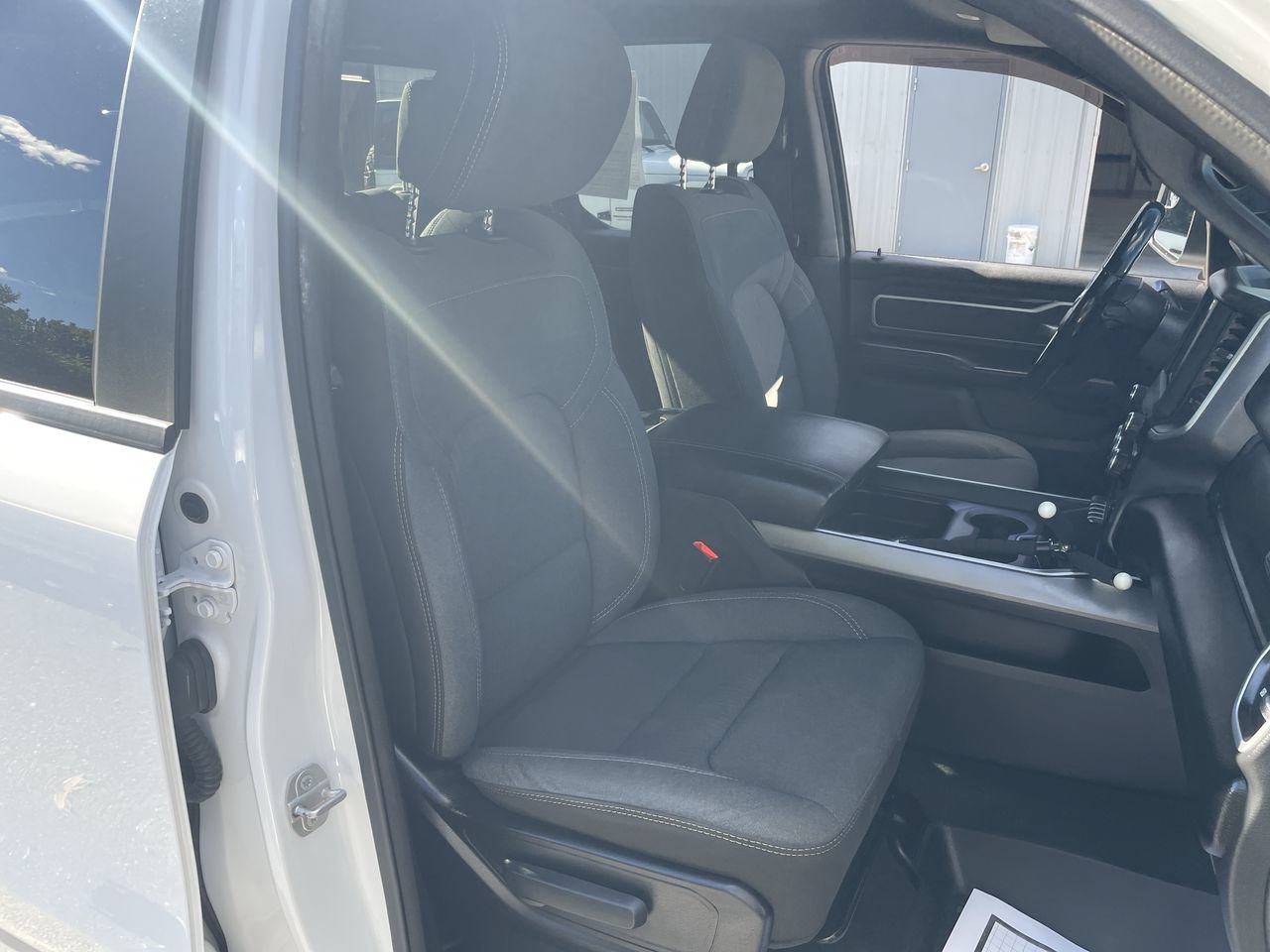 Used 2021 RAM 1500 Big Horn AWD/4WD image 39