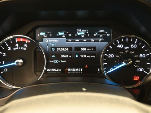 Used 2017 Ford F250 Lariat w/ Lariat Ultimate Package AWD/4WD image 16