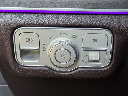 Used 2020 Mercedes-Benz GLE 450 4MATIC image 28