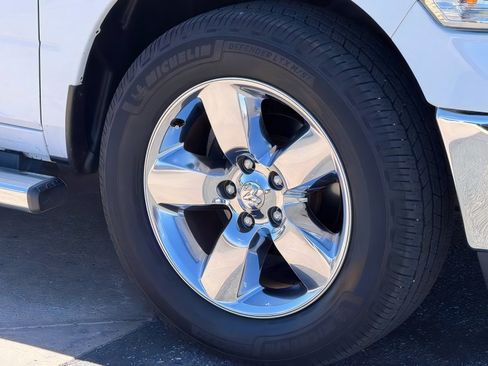 Used 2018 RAM 1500 Big Horn AWD/4WD image 9