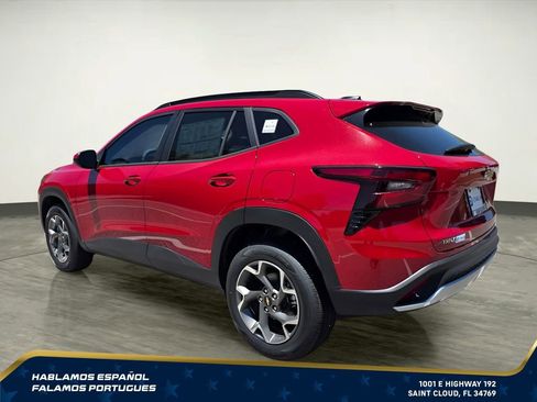 New 2026 Chevrolet Trax LT w/ Driver Confidence Package FWD image 6