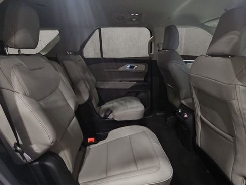 New 2026 Ford Explorer Active AWD/4WD image 14
