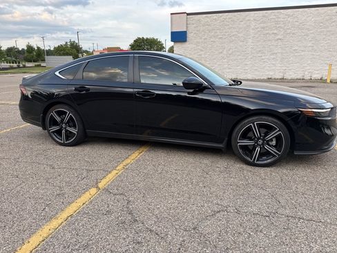 Used 2023 Honda Accord Sport image 22