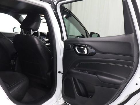 Certified 2022 Jeep Compass High Altitude AWD/4WD image 18