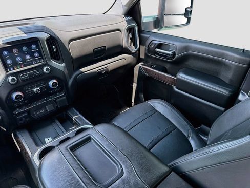 Used 2022 GMC Sierra 2500 Denali AWD/4WD image 28