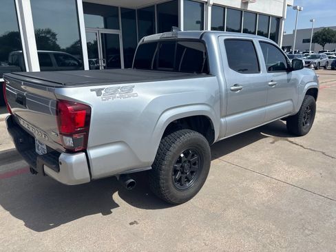 Used 2023 Toyota Tacoma SR AWD/4WD image 7