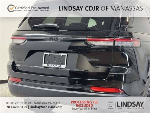 Certified 2025 Jeep Grand Cherokee Altitude AWD/4WD image 10