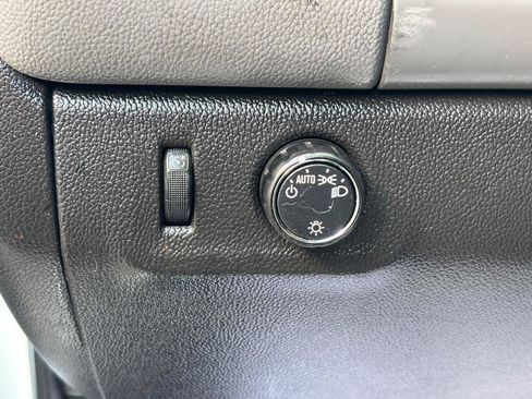 Used 2016 Chevrolet Colorado W/T RWD image 17