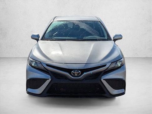 Used 2024 Toyota Camry SE image 2