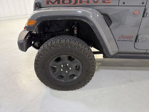 Used 2020 Jeep Gladiator Mojave image 9
