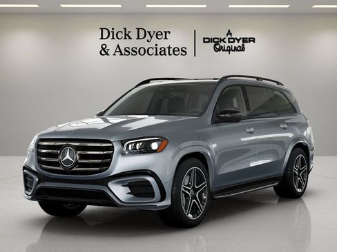 Used 2025 Mercedes-Benz GLS 450 4MATIC image 31