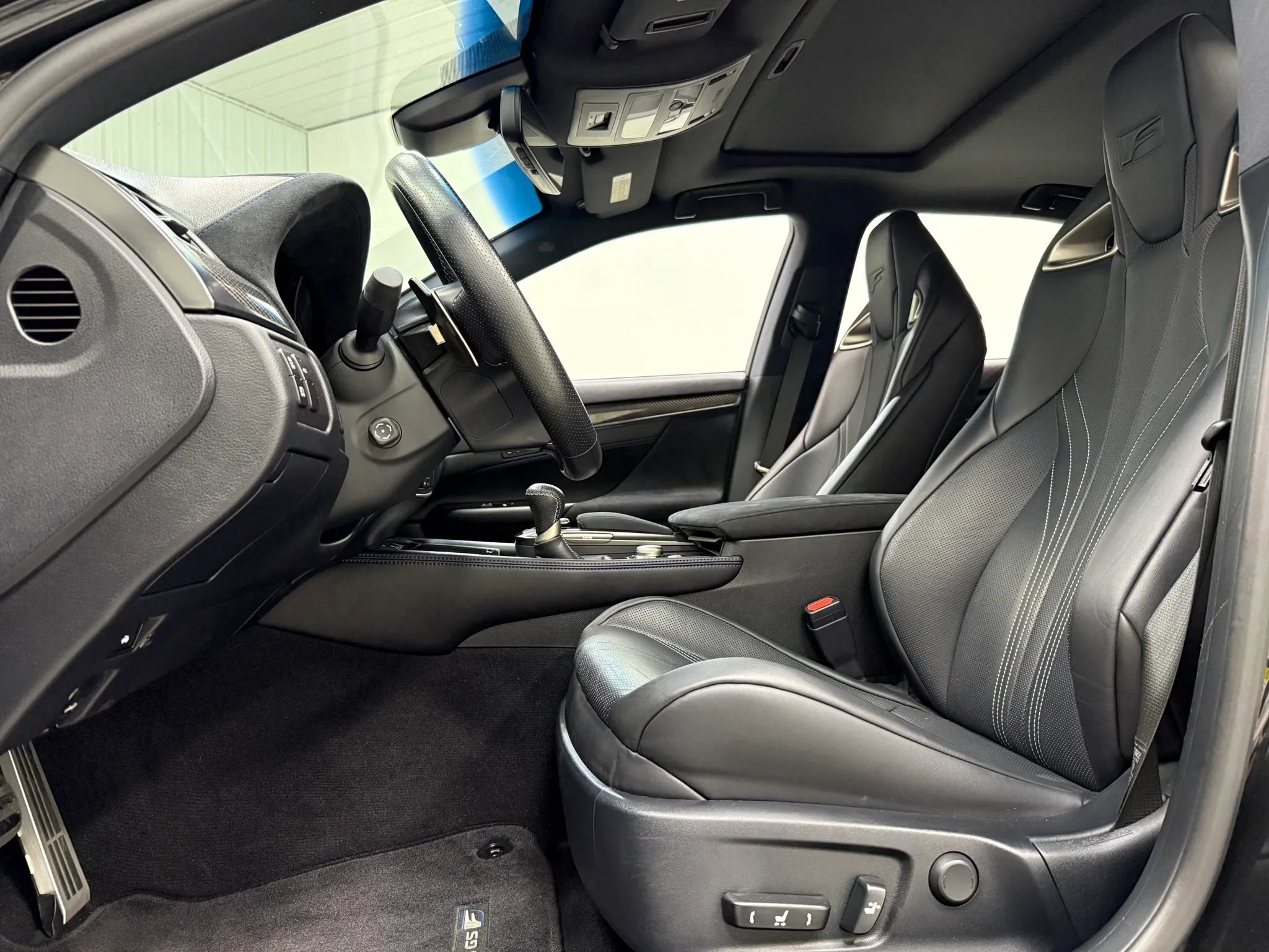 Used 2016 Lexus GS F RWD image 15