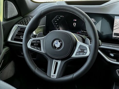 New 2026 BMW X5 M60i image 22