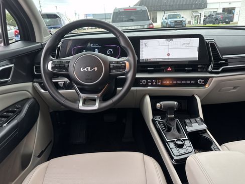 Used 2024 Kia Sportage EX FWD image 15
