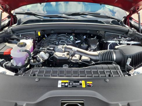 New 2025 Jeep Grand Cherokee L Altitude image 22