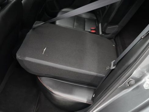 Used 2023 Nissan Sentra SR w/ SR Premium Package FWD image 42