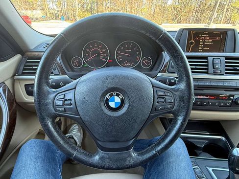 Used 2013 BMW 328i 328i Sedan image 16