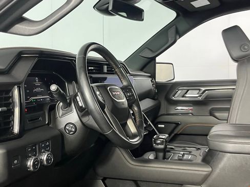 Used 2024 GMC Sierra 1500 AT4 w/ AT4 Premium Package image 19