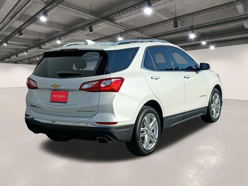 Used 2019 Chevrolet Equinox Premier AWD/4WD image 16