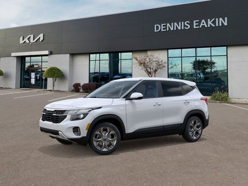 New 2026 Kia Seltos LX image 3