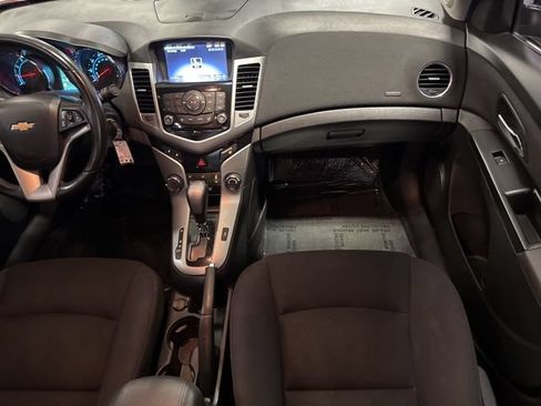 Used 2014 Chevrolet Cruze LT w/ RS Package FWD image 14