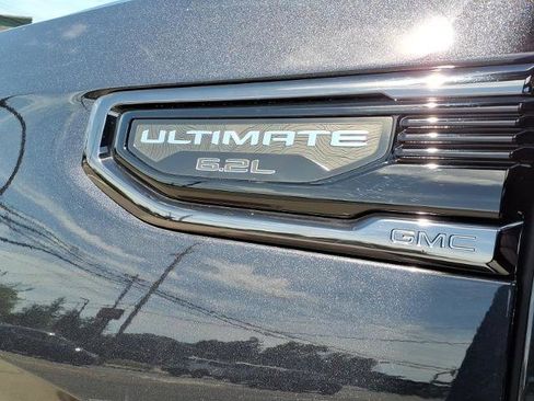 Used 2024 GMC Sierra 1500 Denali Ultimate AWD/4WD image 8