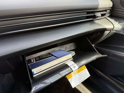 New 2026 Hyundai Elantra Sport image 28