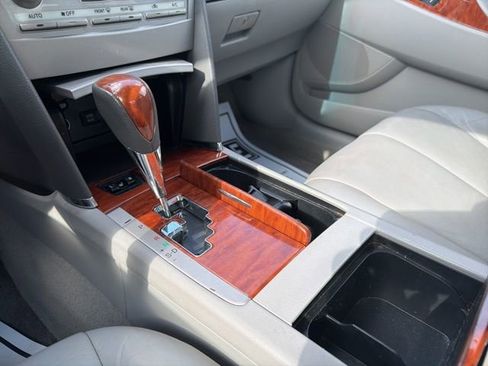 Used 2011 Toyota Camry XLE w/ XLE Extra-Value Pkg #2 image 23