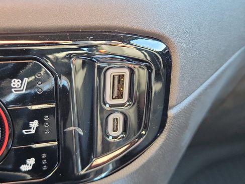 Used 2026 Chevrolet Silverado 1500 LTZ w/ Z71 Off-Road Package image 24