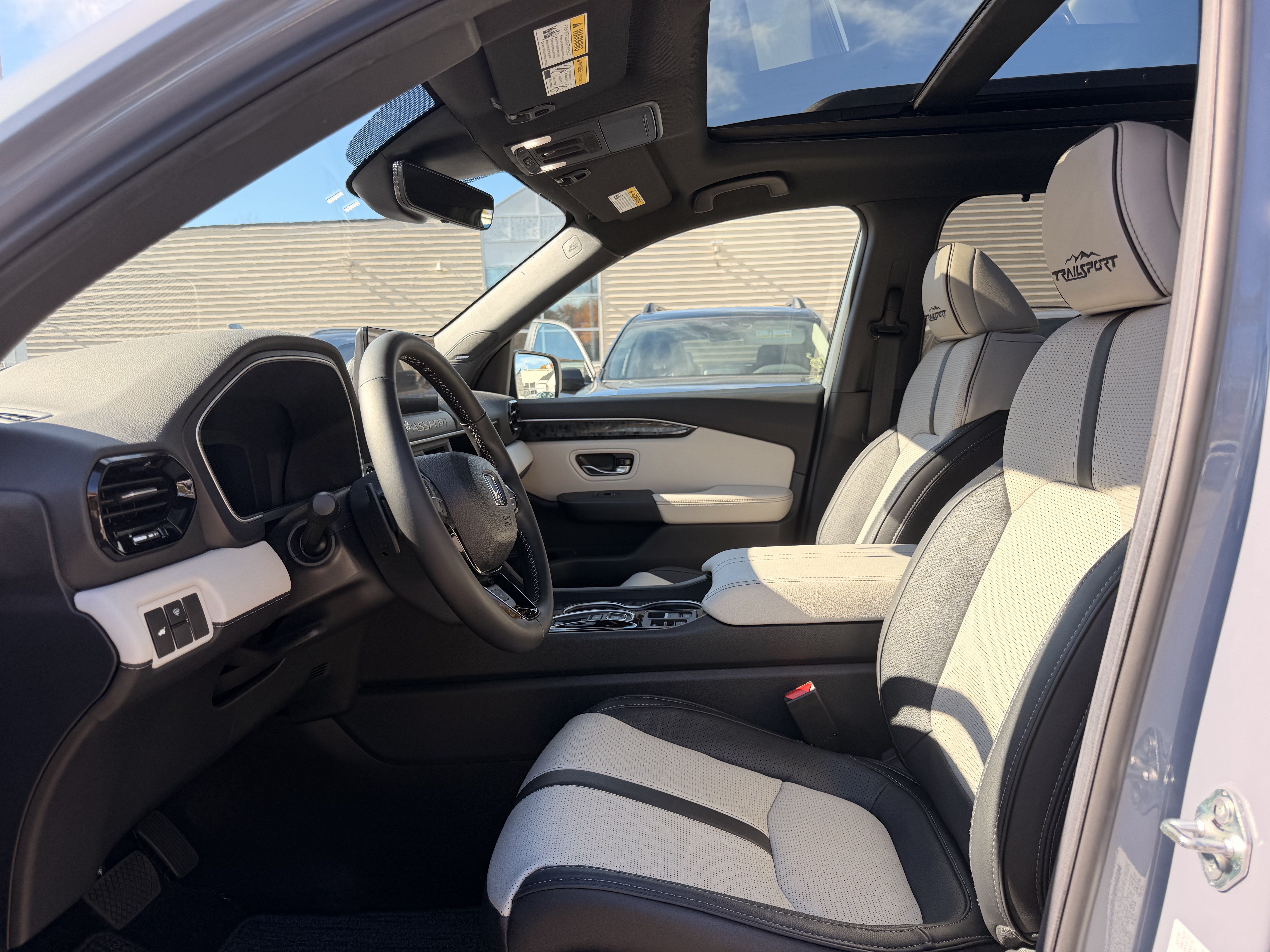 Used 2026 Honda Passport TrailSport Elite image 13