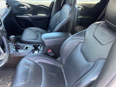 Used 2020 Jeep Cherokee Limited AWD/4WD image 7