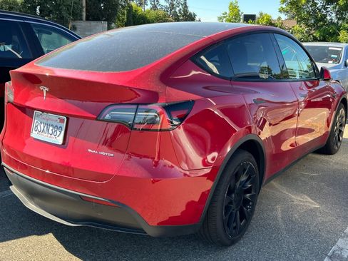 Used 2020 Tesla Model Y Long Range AWD/4WD image 4