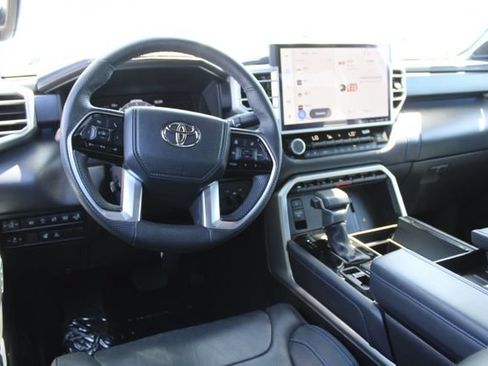 Used 2023 Toyota Tundra Platinum AWD/4WD image 20
