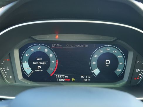 Used 2022 Audi Q3 2.0T Premium w/ Convenience Package image 39