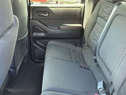 Certified 2024 Nissan Frontier PRO-4X image 29