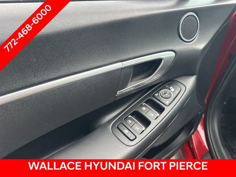 Used 2023 Hyundai Sonata SE FWD image 17