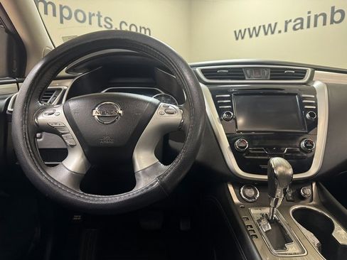 Used 2017 Nissan Murano SV w/ Premium Plus Package image 9