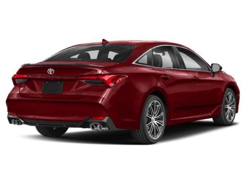 Used 2019 Toyota Avalon XSE w/ Carpet Mat Package image 2