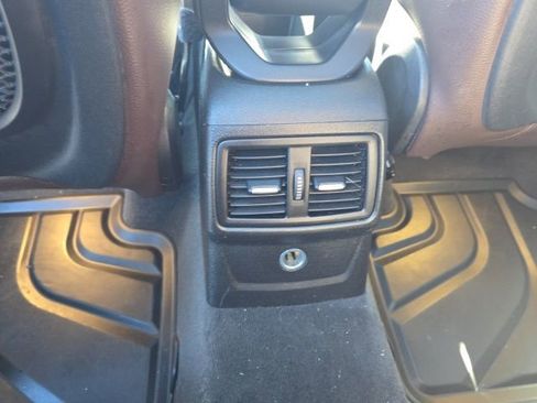 Used 2017 BMW X1 xDrive28i image 13