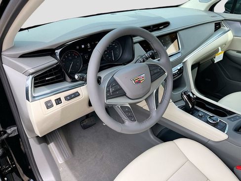 New 2026 Cadillac XT5 Premium Luxury w/ Driver Assist Package AWD/4WD image 16
