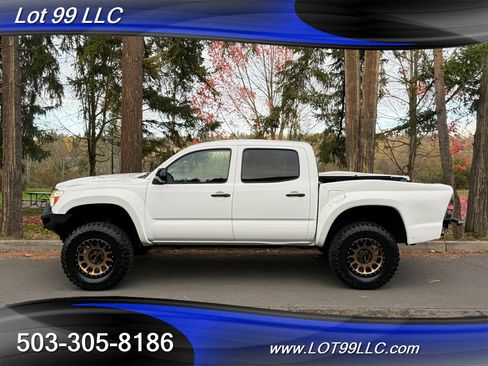 Used 2012 Toyota Tacoma PreRunner w/ SR5 Pkg image 3