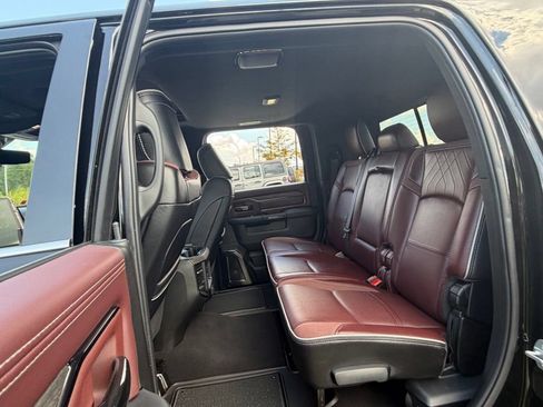 Used 2025 RAM 2500 Limited AWD/4WD image 14