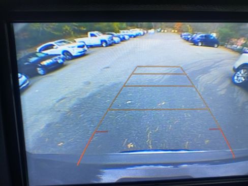 Used 2020 GMC Yukon Denali w/ Denali Premium Package image 17