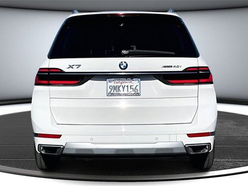 Used 2024 BMW X7 xDrive40i image 5