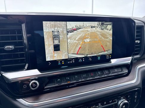 Used 2022 GMC Sierra 1500 SLT w/ SLT Premium Plus Package image 15