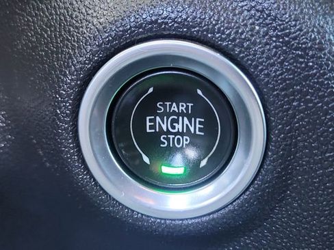 Used 2021 GMC Sierra 1500 Elevation w/ Preferred Package image 12