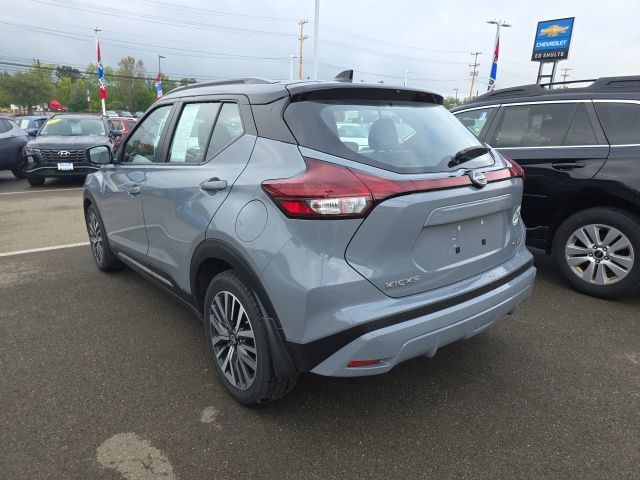 Used 2023 Nissan Kicks SR w/ SR Premium Package FWD image 10